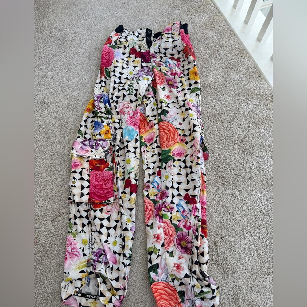 Free people floral cargo pants